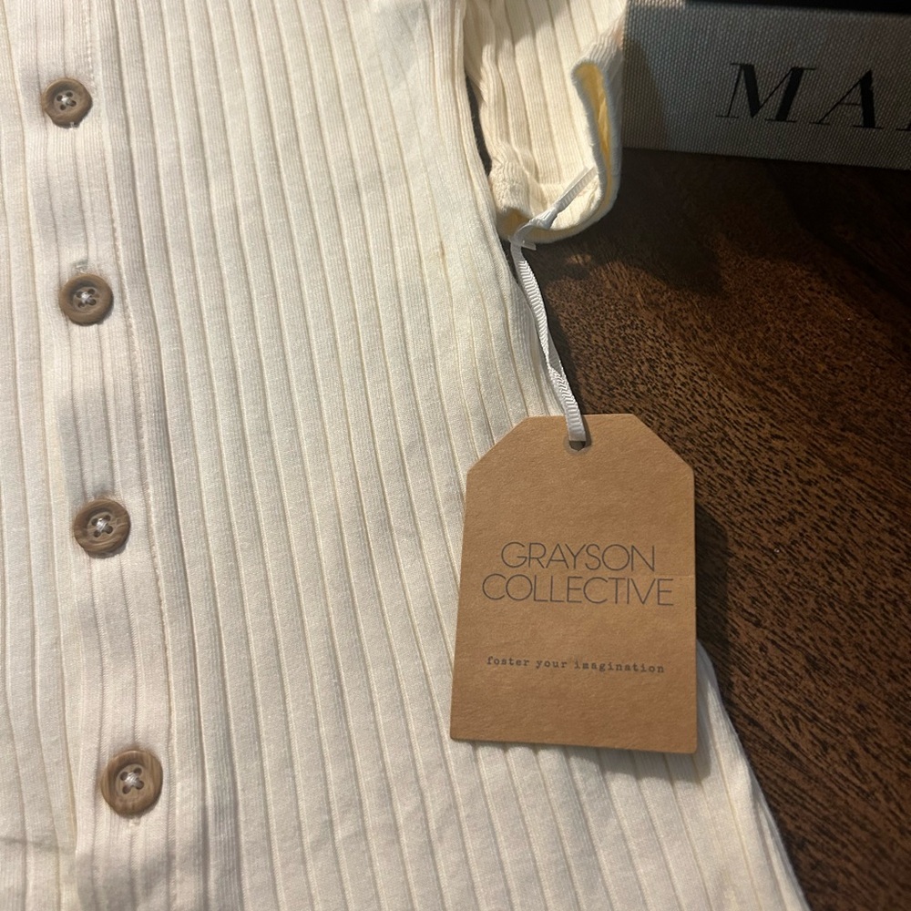 Grayson Collective Ribbed Romper - Picture 3 of 4
